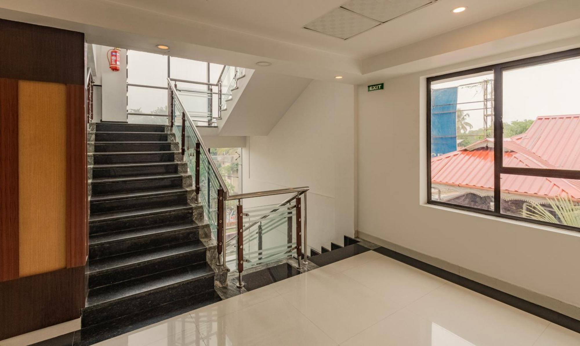 Treebo Premium Palmyra Milford, 2 Km From Alleppey Beach Alappuzha Exterior photo